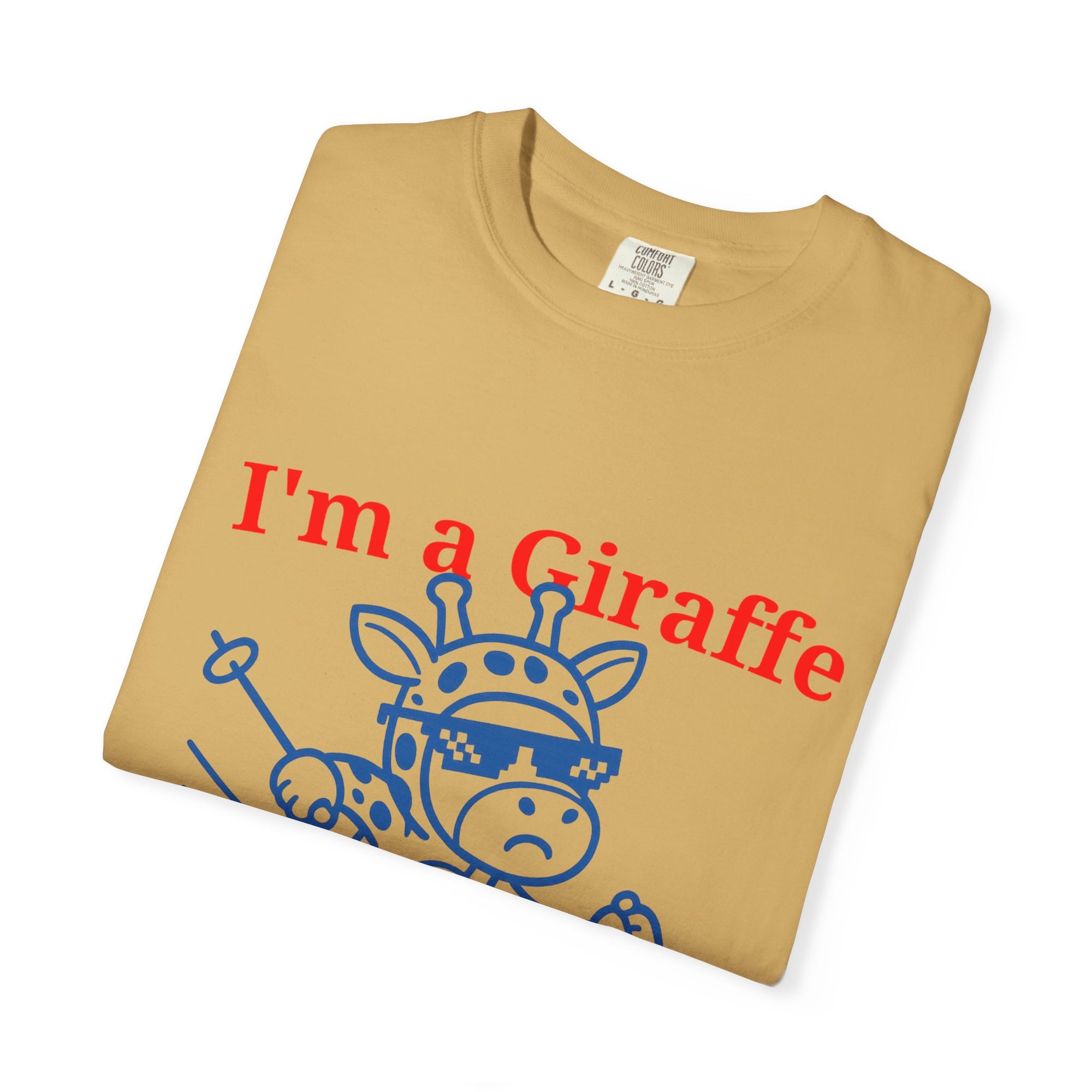 "im a giraffe" - minimal graphic - T-shirt